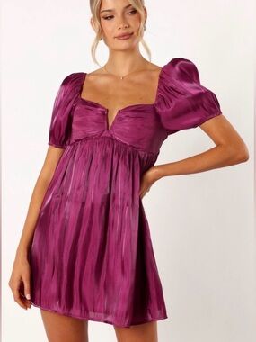 Storia Satin Puff Sleeve Babydoll Mini Dress - Magenta - Medium